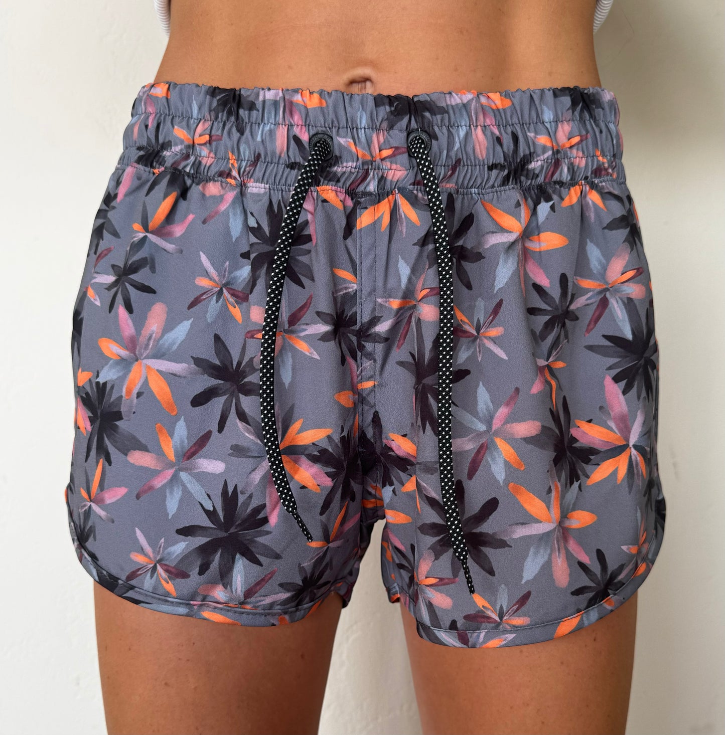 Woman Surfer's Elastic Waist Shorts